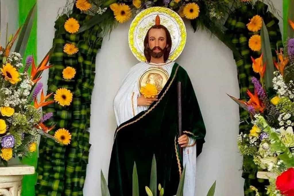 ¿Por qué San Judas Tadeo tiene una llama en la cabeza?